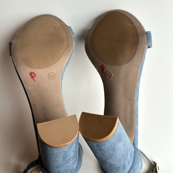 Lulus blue suede heel sandals - Picture 7 of 7